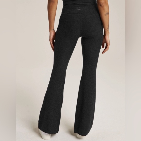 BEYOND YOGA Spacedye High Waisted All Day Flare Pant in Darkest Night - Picture 1 of 12